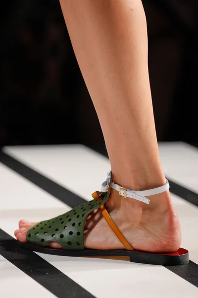 Look 17